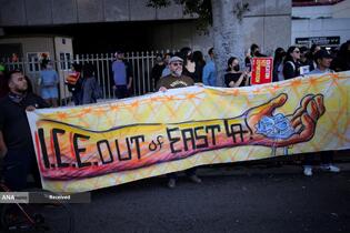 درگیری پلیس ضد شورش و معترضان در لس‌آنجلس آمریکا