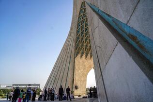 کنسرت علی قمصری در میدان آزادی