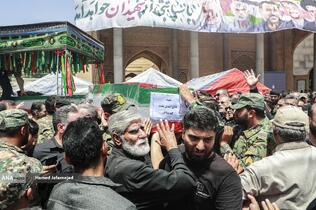 تشییع و خاکسپاری شهدای حملات رژیم صهیونیستی در قطعه42 بهشت زهرا(س)