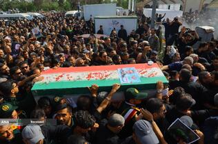 تشییع پیکر سردار شهید امیر علی حاجی زاده و و سردار محمود باقری فرمانده موشکی این نیرو