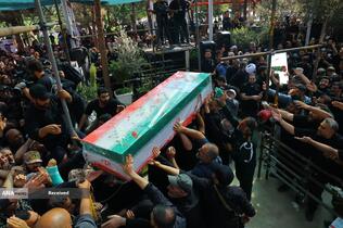 تشییع پیکر سردار شهید امیر علی حاجی زاده و و سردار محمود باقری فرمانده موشکی این نیرو