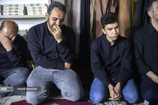 وداع با پیکر بسیجی شهید حسین یوسفخانی