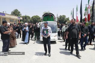 تشییع و تدفین پیکر مطهر بسیجی شهید حسین یوسفخانی