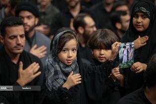 مراسم عزاداری شب هفتم محرم در حسینیه امام خمینی(ره)