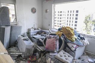 تصاویری از منزل مسکونی و محل شهادت دکتر محمدمهدی طهرانچی، دانشمند هسته ای و رئیس دانشگاه آزاد اسلامی،به همراه همسرش در مجتمع اساتید، میدان کتاب در حمله رژیم صهیونی به برخی مناطق و منازل مردم، شهروندان و دانشمندان هسته ای کشورمان در جریان جنگ تحمیلی دوازده روزه