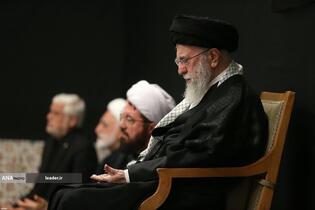 مراسم عزادارای شب عاشورای حسینی(ع) در حسینیه امام خمینی(ره) با حضور رهبر معظم انقلاب