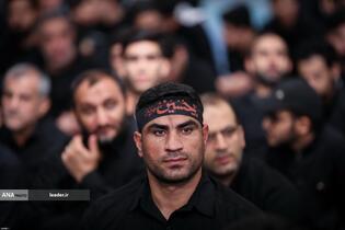 مراسم عزاداری شام غریبان حسینی (ع) در حسینیه امام خمینی