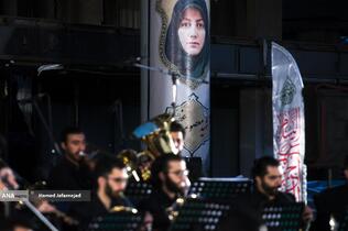 بازدید خبرنگاران خارجی از آثار به‌جامانده از حمله موشکی رژیم صهیونیستی به ساختمان شیشه ای صدا و سیما که در تاریخ ۲۴ تیرماه صورت گرفت