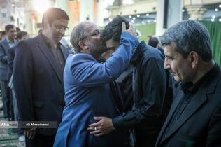 فرزاد جهان‌بین معاون فرهنگی و دانشجویی دانشگاه آزاد اسلامی در مراسم چهلمین روز شهادت دکتر محمدمهدی طهرانچی