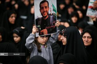 بزرگداشت شهدای جنگ تحمیلی اخیر با حضور رهبر معظم انقلاب