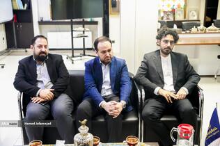 محمد حاجی‌میرزایی مدیرعامل بنیاد ملی بازی‌های رایانه‌ای، محمدصادق افراسیابی معاون راهبردی و عضو هیات مدیره بنیاد ملی بازی‌های رایانه‌ای و احسان هوشیارگر مدیر ارتباطات و امور بین‌الملل بنیاد ملی بازی‌های رایانه‌ای