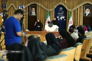 نشست خبری فاطمه مهاجرانی سخنگوی دولت