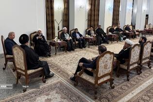 دیدار سفیر ایران در عراق با نماینده بعثه مقام معظم رهبری