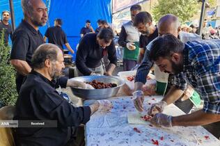 برپایی موکب خادمیاران و یاوران رضوی منطقه دارالمومنین در مسیر پیاده‌روی جاماندگان اربعین