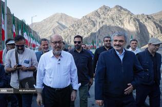 حسین دهقان رئیس بنیاد مستضعفان