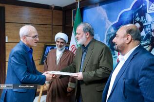 دیدار جمعی از اساتید آزاده با قائم مقام دانشگاه آزاد اسلامی