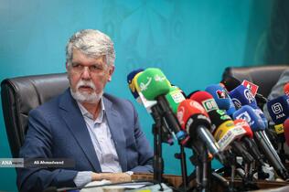 سیدعباس صالحی وزیر فرهنگ و ارشاد اسلامی