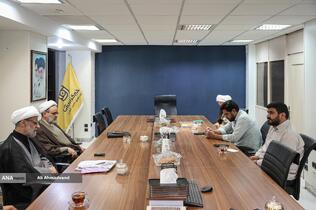 دیدار حجت&zwnj;الاسلام و المسلمین دکتر حسن خیری رییس دانشگاه آزاد اسلامی قم با محمدمهدی خیرجو مدیرعامل خبرگزاری آنا