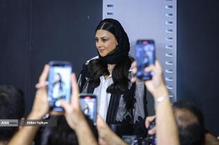 آزاده صمدی بازیگر سینما