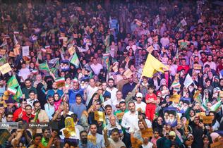 اجتماع بزرگ مردمی &laquo;عید بیعت&raquo; در میدان امام حسین (ع)