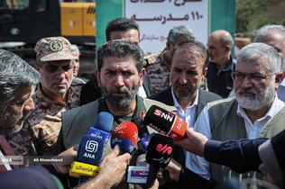 محمدصادق معتمدیان استاندار تهران و  سردار حسن حسن‌زاده فرمانده سپاه تهران