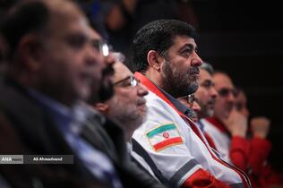 پیرحسین کولیوند رئیس جمعیت هلال‌ احمر