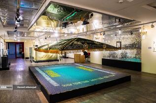 نمایشگاه آثار منتخب گنجینه آستان قدس رضوی