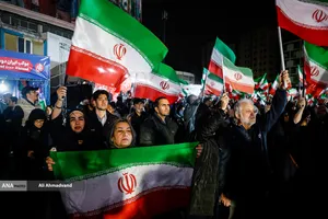 اجتماع مردمی در حمایت از رزمندگان اسلام - میدان ولیعصر (عج)