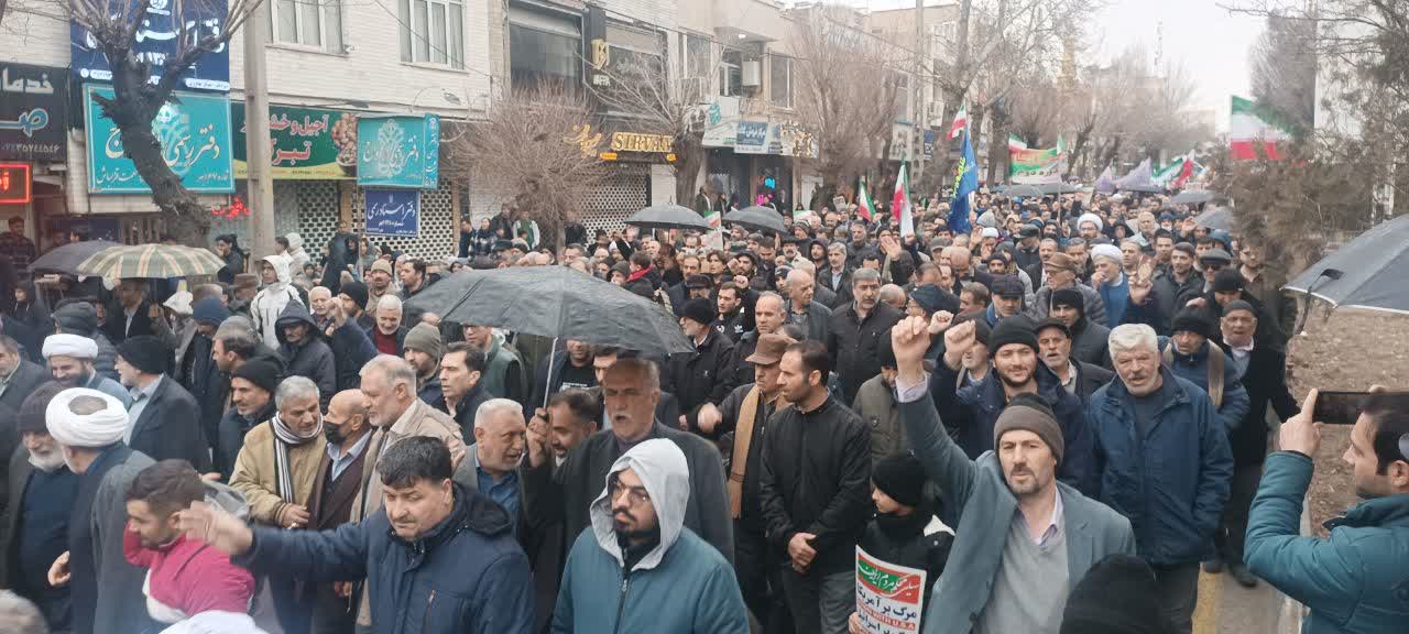۲۲ بهمن ۱۴۰۴ آیینه همبستگی و حضور تماشایی مردم در استان‌ها