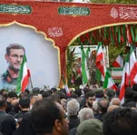 پیکر مطهر دریابان شهید علیرضا تنگسیری در آبادان به خاک سپرده می‌شود