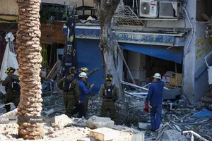 موشک باران سرزمین های اشغالی توسط سپاه پاسداران انقلاب اسلامی