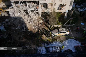 حملات پیوسته موشکی و پهبادی ایران به سرزمین های اشغالی