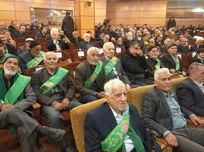 حضرت فاطمه(س) علمدار ولایت بود/ پرچم هیئات مذهبی بالاست