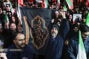 اجتماع مردمی در خونخواهی امام شهید امت - چهارراه کوکاکولا