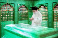 آقایمان ماند و ما رفتیم...