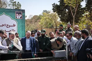 محمدصادق معتمدیان استاندار تهران و  سردار حسن حسن&zwnj;زاده فرمانده سپاه تهران