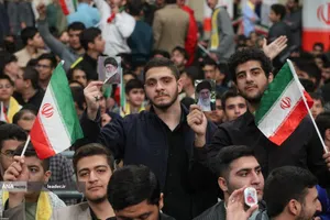 دیدار دانش&zwnj;آموزان و دانشجویان با رهبر معظم انقلاب