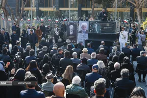 مراسم تشییع پیکر عنایت بخشی 
