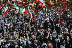 دویستمین شب اجتماع