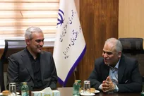 وزیر اقتصاد: با همدلی برای پیشبرد اهداف اقتصادی کشور تلاش می کنیم