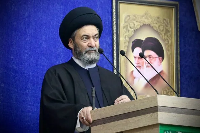 امام جمعه اردبیل: قطار اردبیل بعد از سال‌ها تلاش و کوشش دولت‌ها راه افتاد