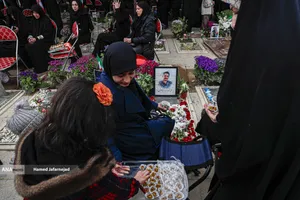 اولین جمعه سال جدید گلزار شهدای حملات تروریستی آمریکایی - صهیونی در جنگ رمضان - قطعه 42 بهشت زهرا(س)