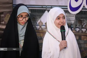 نشست صمیمی با نوجوانان حاضر در حج 1404