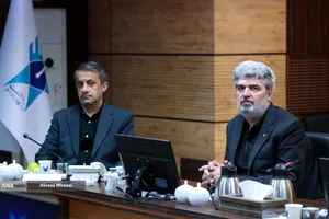 نشست جمعی از بسیجیان با بیژن رنجبر رئیس دانشگاه آزاد اسلامی