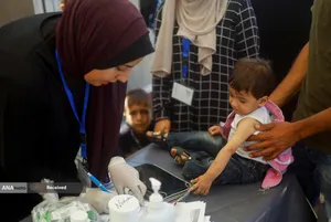 شهرک نشینان صهیونیست مسیر کامیون&zwnj;های حامل آرد به نوار غزه را بستند