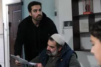 زخم کاری جنگ روی تن نحیف تئاتر/ «قتلی از کلاغ ها» نمایشی که به اجرا نرسیده، لغو شد!