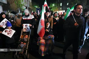 اجتماع مردمی در خونخواهی امام شهید امت - چهارراه کوکاکولا