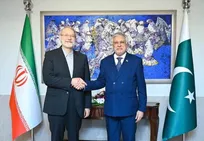 وزیر خارجه پاکستان: همکاری‌های بسیار نزدیکی با مسئولان عالی ایران داریم