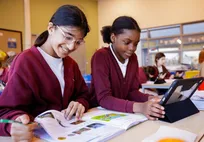 هوش مصنوعی، بازیگر نوپای انقلاب دیجیتال در آموزش انگلیس