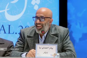 پیام احمدی&zwnj;نیا بازیگر در نشست خبری فیلم سینمایی بازی خونی